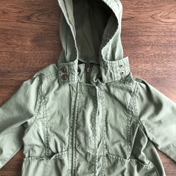 Old Navy peplum olive zip up jacket size 3T - Picture 2 of 3